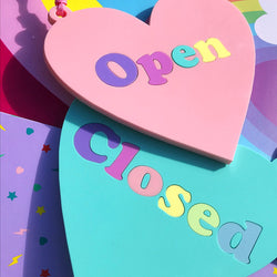 Acrylic heart shaped open and closed sign